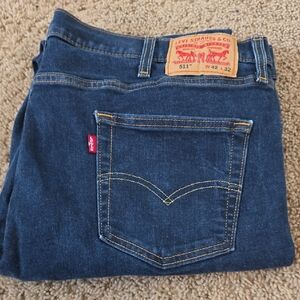 Levi's Men's Dark Blue Relaxed Jeans